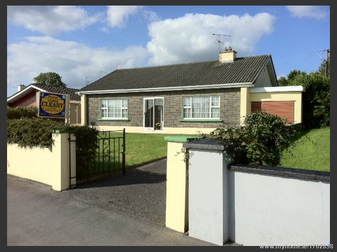 Roselawn Drive Knockroe, Castlerea, Co. Paul Lafferty Ltd
